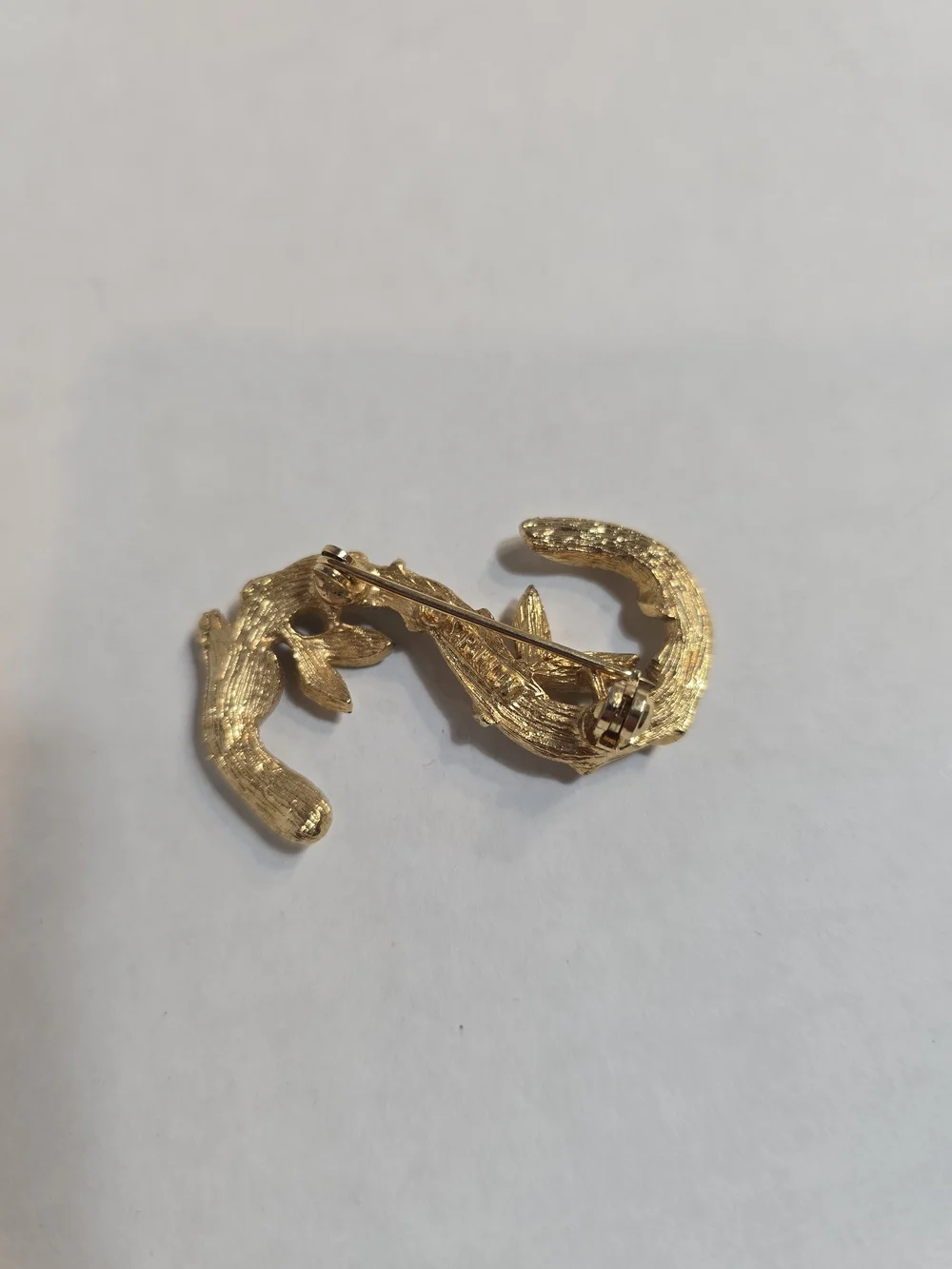 Sarah Coventry Gold Leaf S-Shaped Brooch